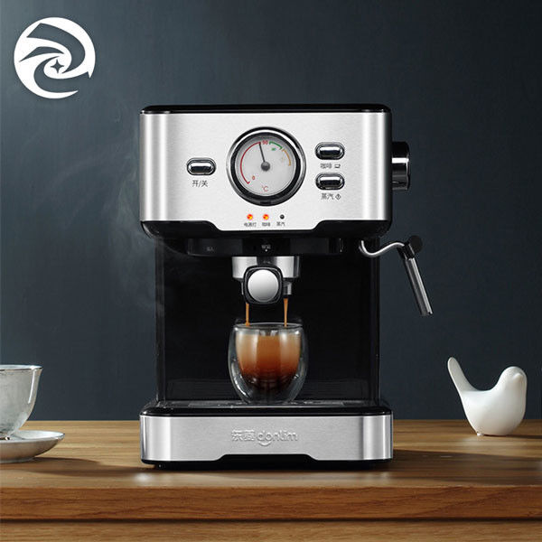Máquina italiana del café del hogar 220V con el negro de Frother de la leche