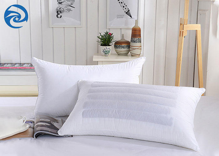 El lecho del hotel de la pluma del algodón fija la base 20.1-25cm de la almohada del terciopelo